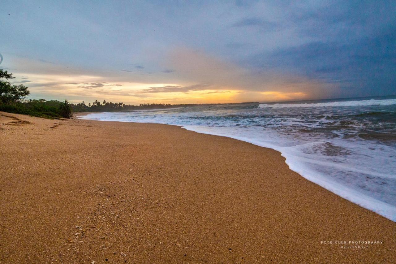 Guru Beach Resort Tangalle Exterior foto